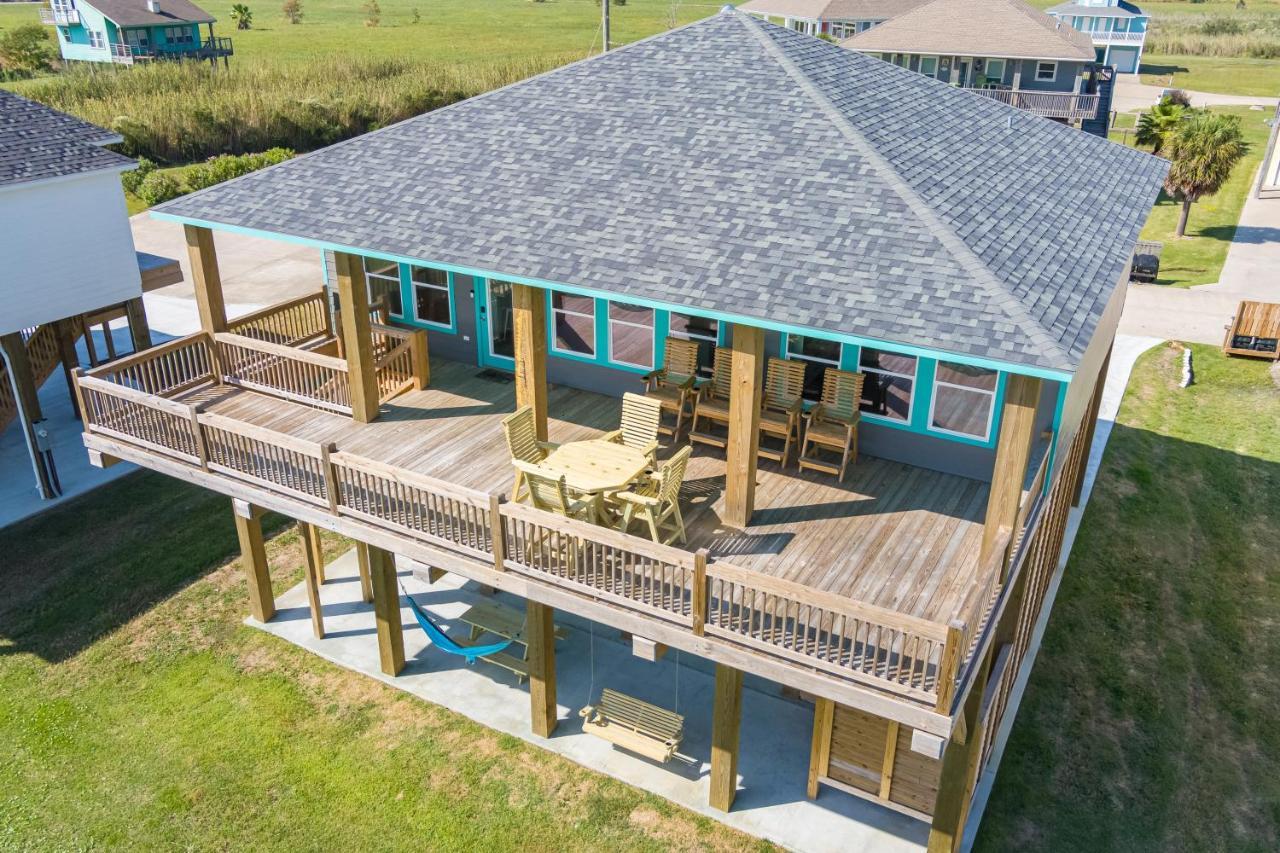 Stylish 4Br Crystal Beach Retreat Walk To Beach Bolivar Peninsula Екстериор снимка